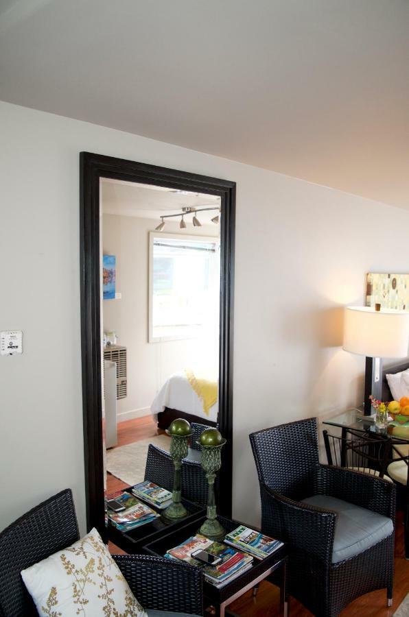 A Float Home B&B In Fisherman'S Wharf Victoria Exterior foto